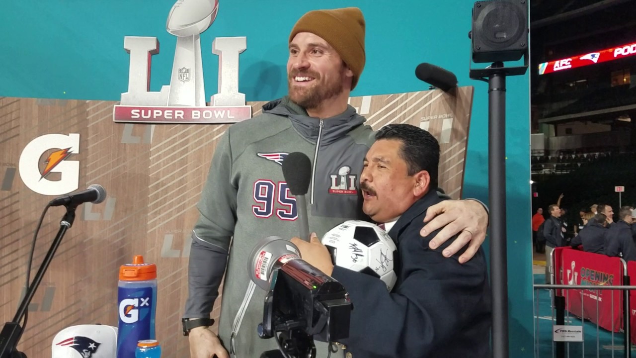 Chris Long gets interviewed by Guillermo Rodriguez (FV Exclusive)