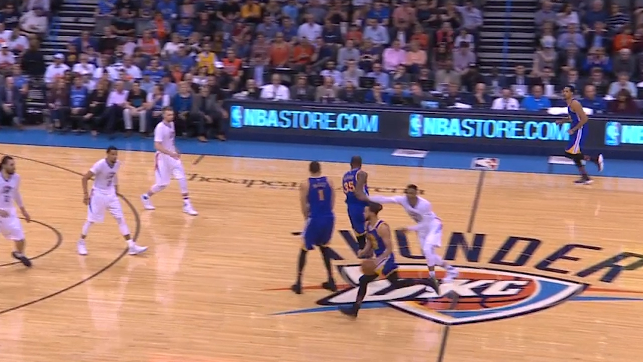 Russell Westbrook shoves Kevin Durant after a screen