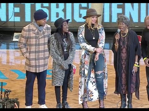Biggie Smalls' mother Violetta Wallace addresses Brooklyn Nets crowd
