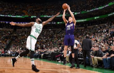 Devin Booker becomes the youngest player in NBA history to score 70 points
