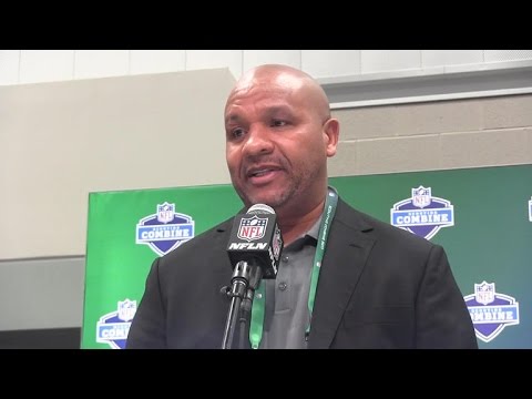 Hue Jackson talks Myles Garrett & Deshaun Watson's comments about Browns trading with Cowboys