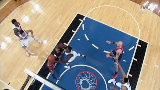 John Wall hits an unbelievable circus shot vs. Minnesota