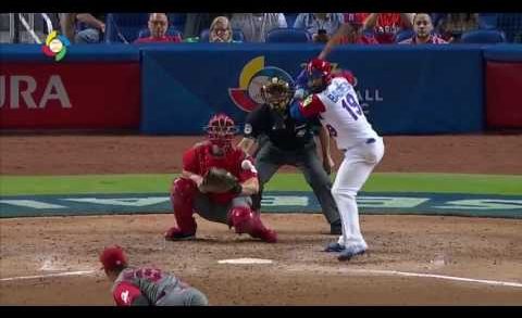 Jose Bautista tees off a 3-Run Homer vs. Canada