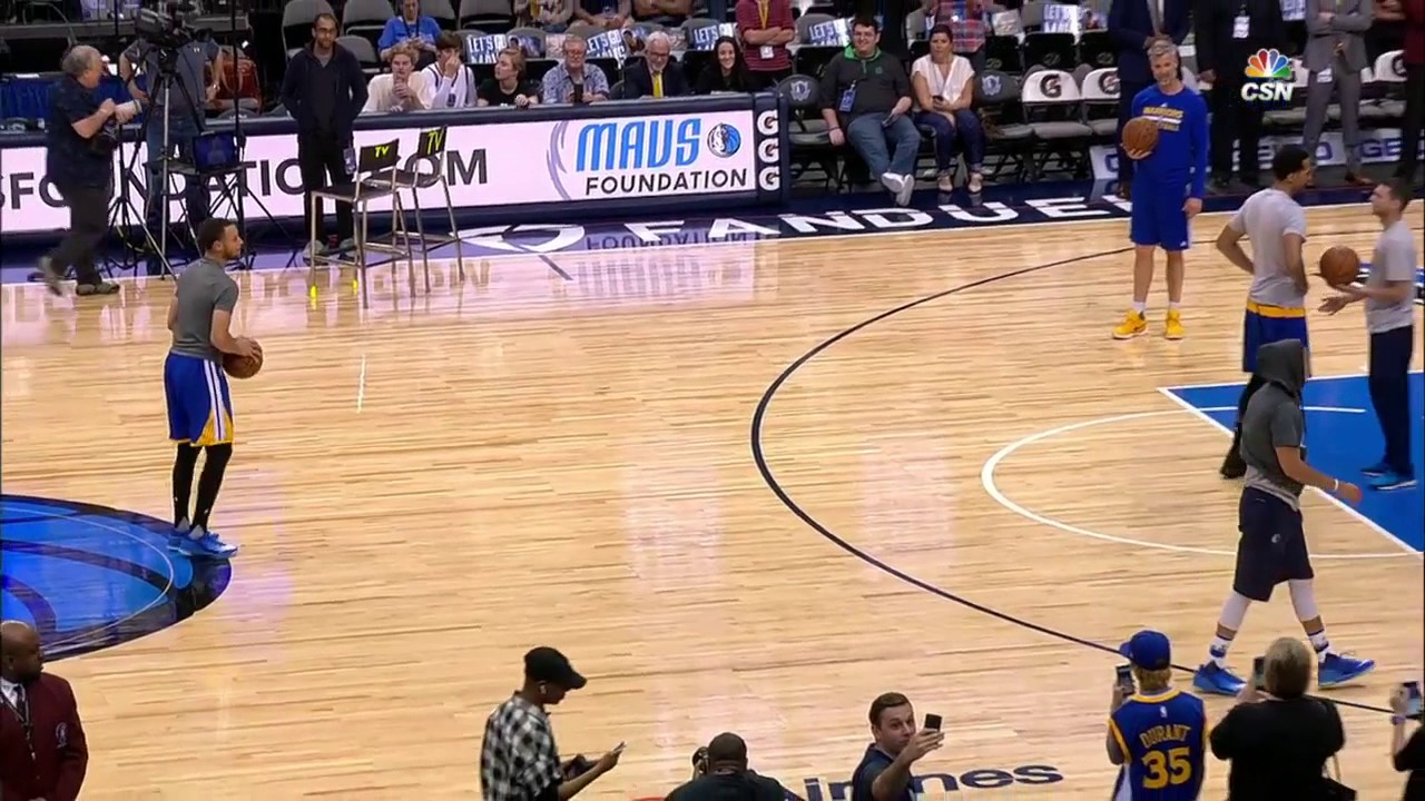 Stephen Curry talks with Seth Curry & proceeds to hit four logo 3-pointers