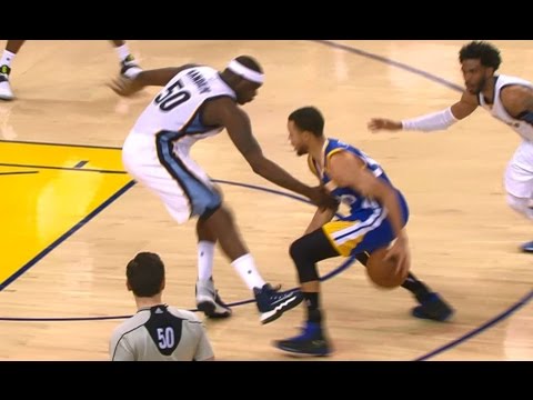 Stephen Curry with a beautiful crossover & behind the back pass Hockey assist