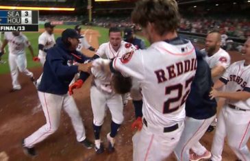 George Springer delivers clutch three-run walk-off homer for Houston