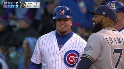 Kyle Schwarber lays down a perfectly placed bunt vs. Milwaukee