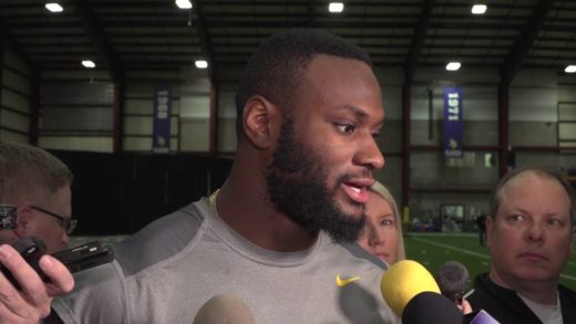 Latavius Murray speaks on replacing Adrian Peterson as the Vikings running back