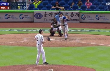 Travis d’Arnaud hits go ahead home run in the 16th inning for New York