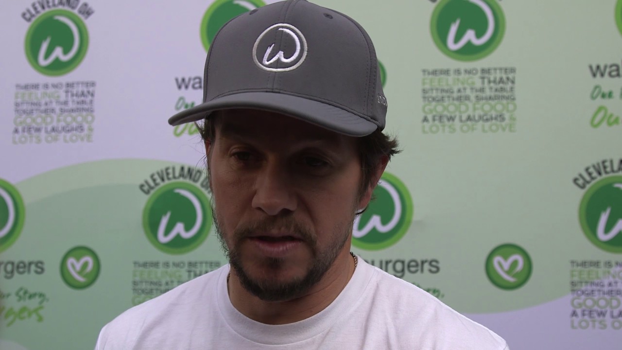 Mark Wahlberg asks LeBron to 