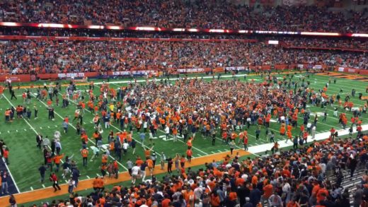 Syracuse fans rush field after shocking victory over Clemson