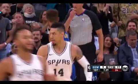 Danny Green drops the hammer on Kevin Durant