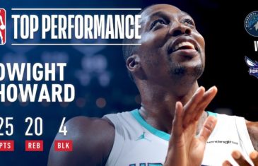 Dwight Howard turns back the clock for vintage performance