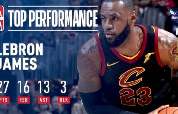 LeBron James notches triple-double in three quarters