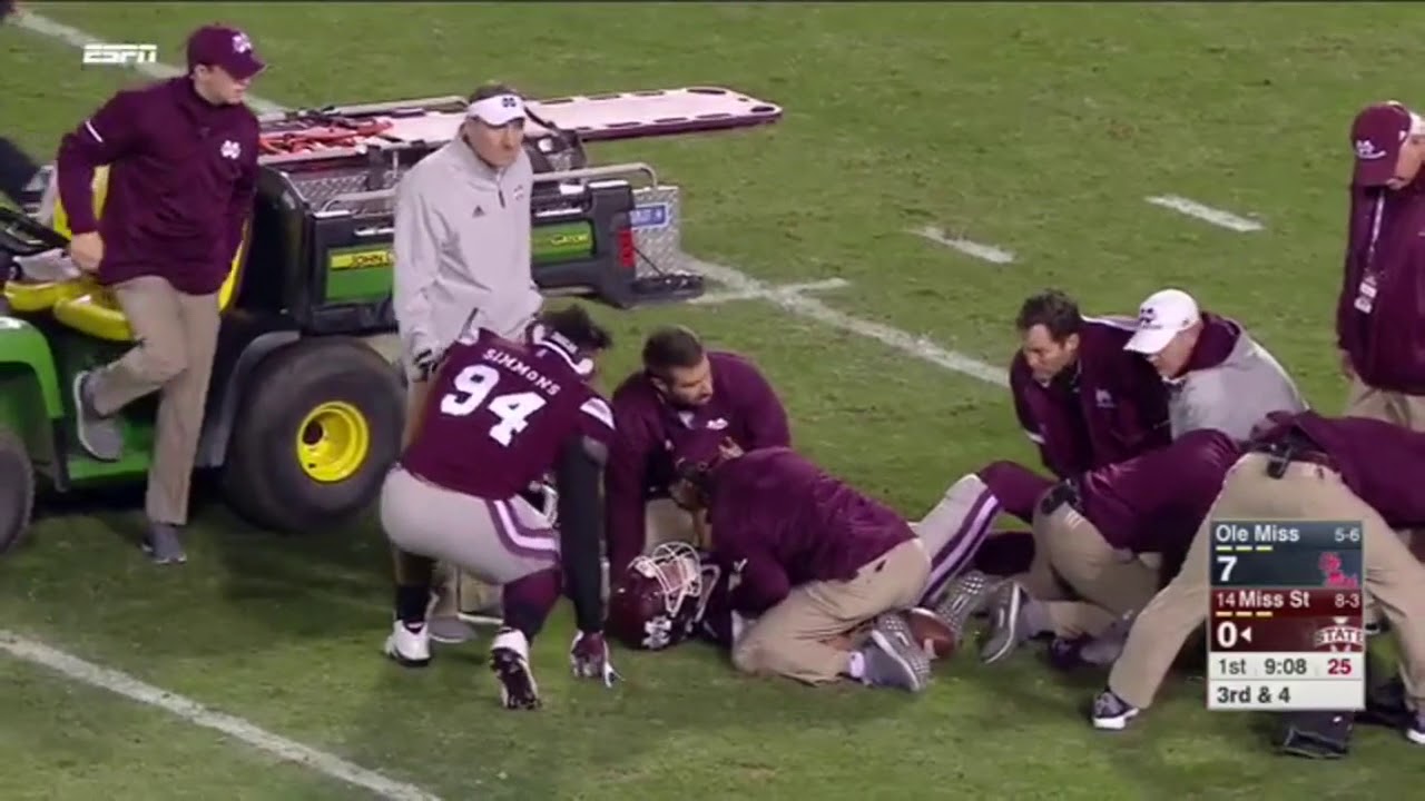 Mississippi State's Nick Fitzgerald suffers gruesome leg injury