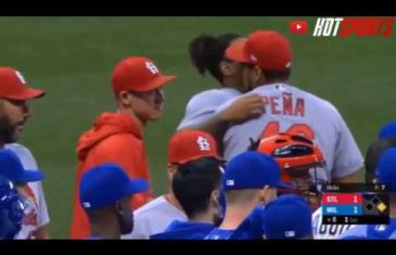 Benches Clear After Eric Sogard Yairo Munoz Scuffle After Hard Slide