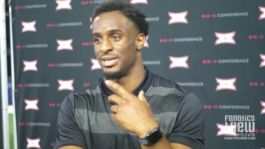 Justice Hill says Mike Gundy Had a Rap Battle with Darrion Daniels