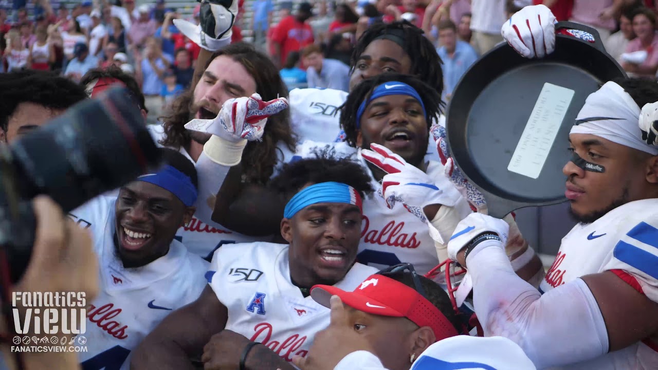 SMU Players & Students EPIC Reaction After Upset Win vs. No. 25 ranked TCU